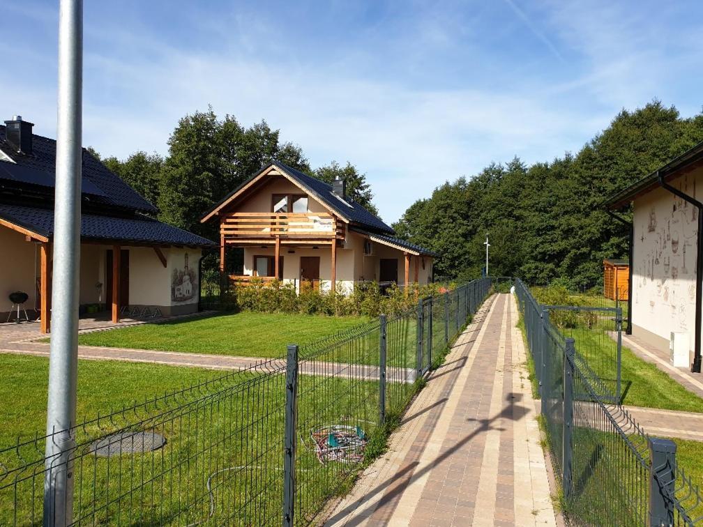 Osada Cztery Pory Roku - Dom Jesien Villa Kopalino Kültér fotó