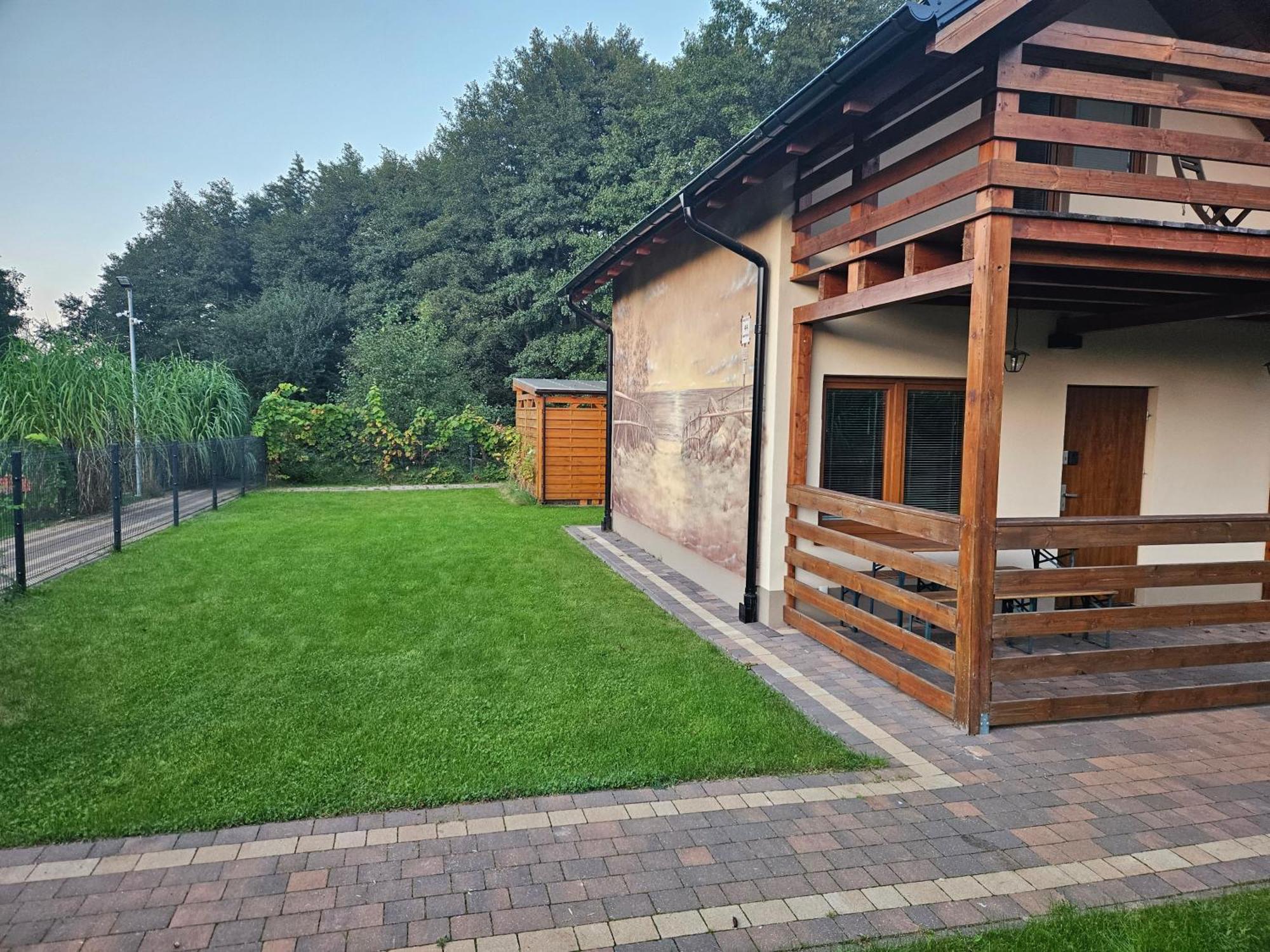 Osada Cztery Pory Roku - Dom Jesien Villa Kopalino Kültér fotó