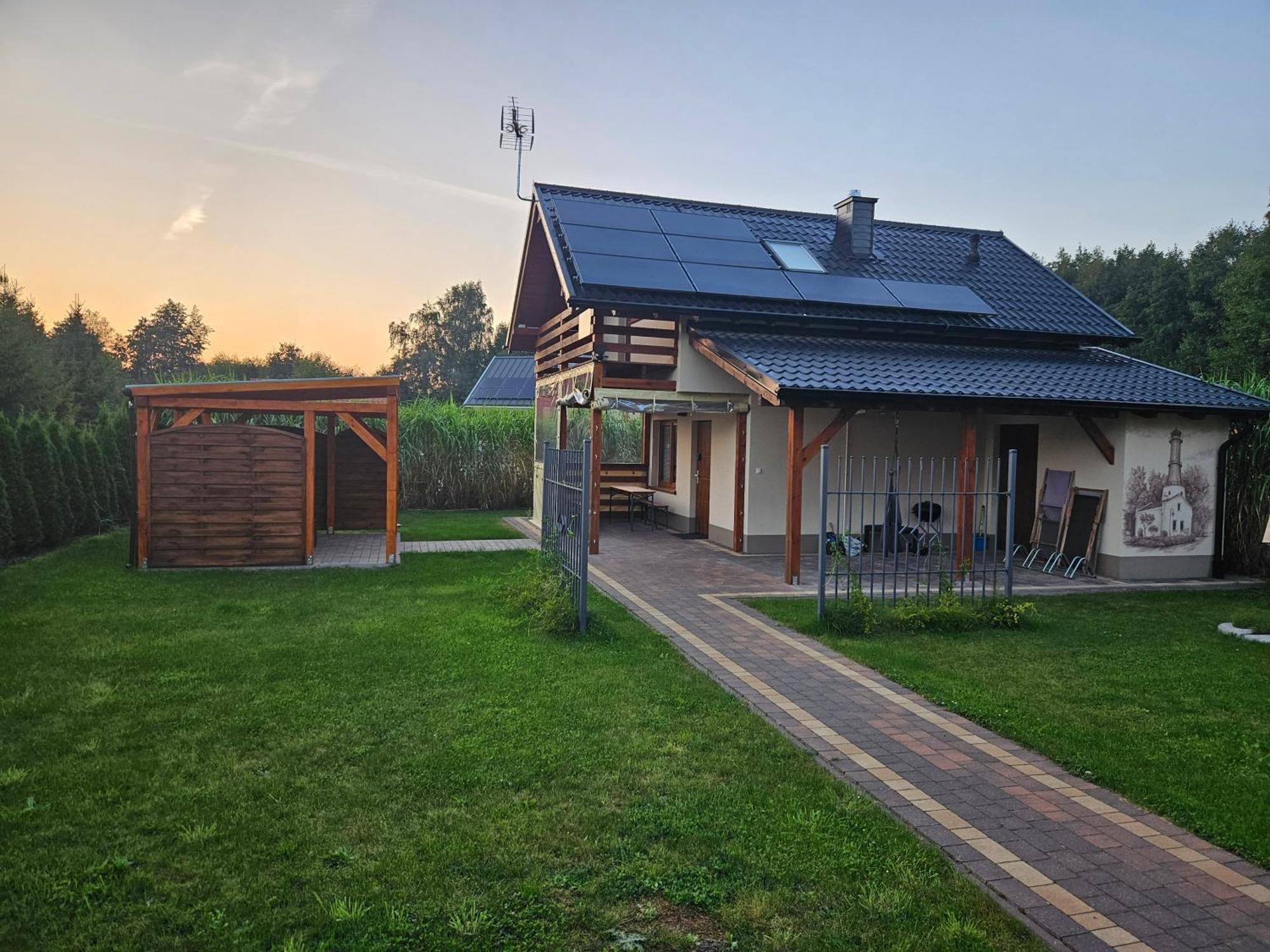Osada Cztery Pory Roku - Dom Jesien Villa Kopalino Kültér fotó